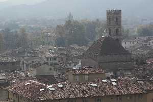 Xtrallusion offers characteristic Bed and Breakfast, B&B, Guest House, Hotel, Albergo and Country Lodge accommodation in Italy. Plus independent self-guided Walking, Adventure, Activity, Skiing and Paragliding Holiday itineraries on the Italian Rivieras, in the Italian Lakes, in the Italian Alps and in some of the most beautiful corners of Italy.